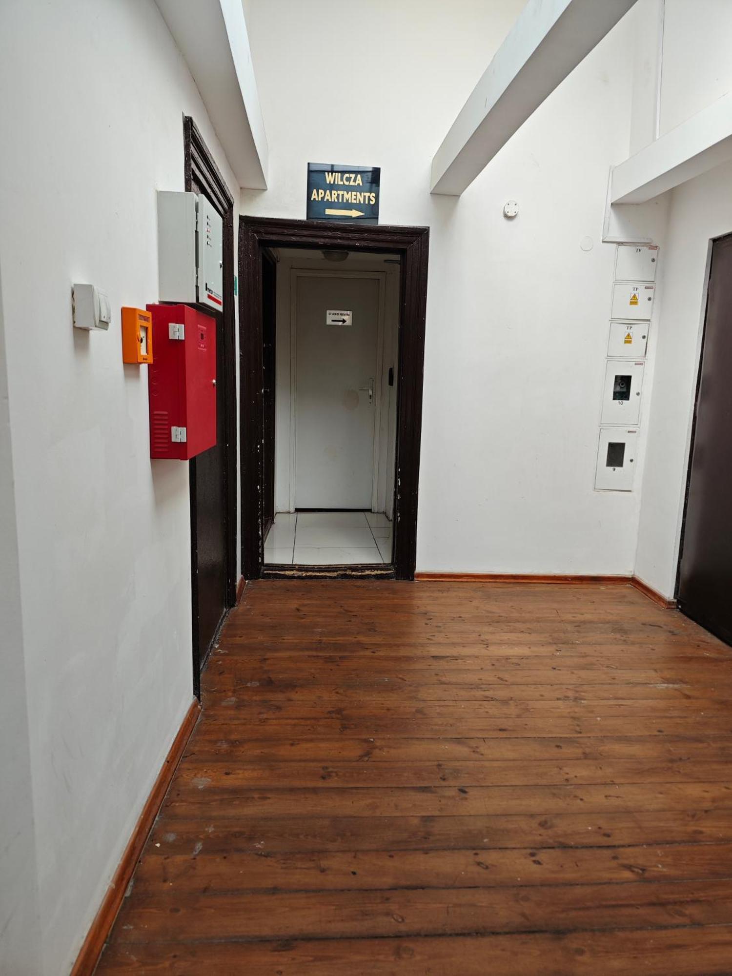 Apartamenty Wilcza - City Center วอร์ซอ ภายนอก รูปภาพ